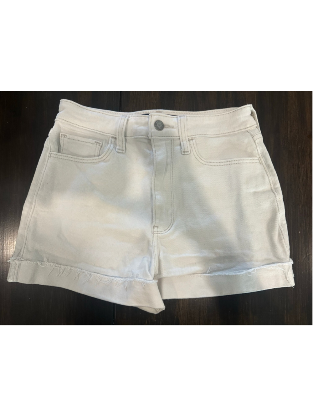 Women's Hollister White Ultra High-Rise Mom Jean Shorts Size 0